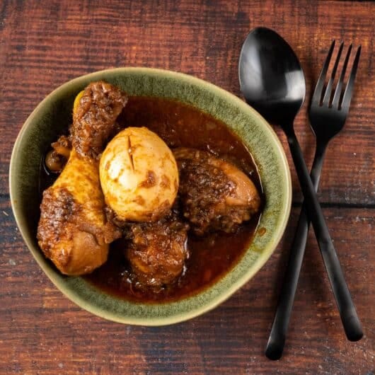 Ethiopian Doro Wat - Spicy & Delicious Chicken Stew