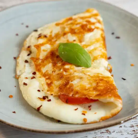 No Oil Mozzarella Omelette