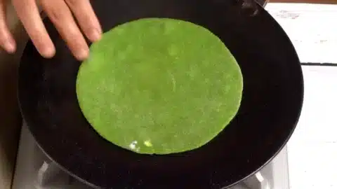 bubbles form on one side ready to flip side now 750x422 2