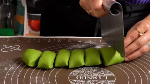 divide dough into small equal size of balls 750x422 2