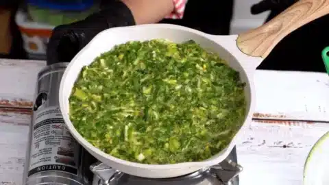 cook on low heat in a pan 750x422 1