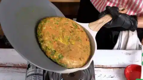 flip with help of a plate 750x422 1