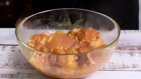 marinate chicken 750x422 1