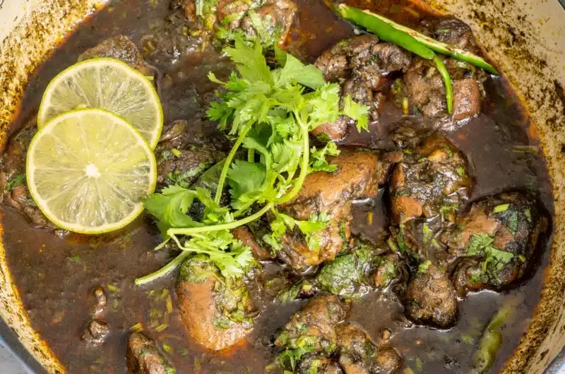 Black Sesame Chicken with coriander, green chili and lime