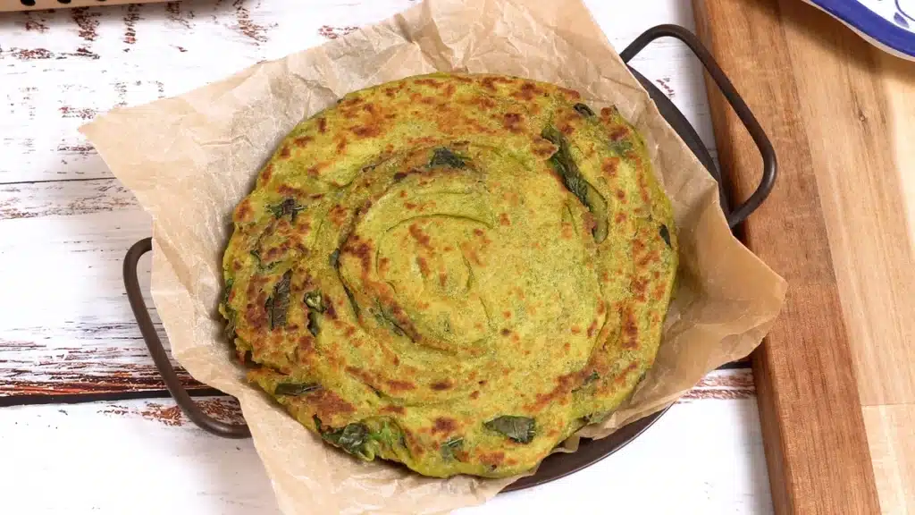 Oats Flaky Roti with Rich Taste of Basil (Taiwanese Inspired) cook both side until golden