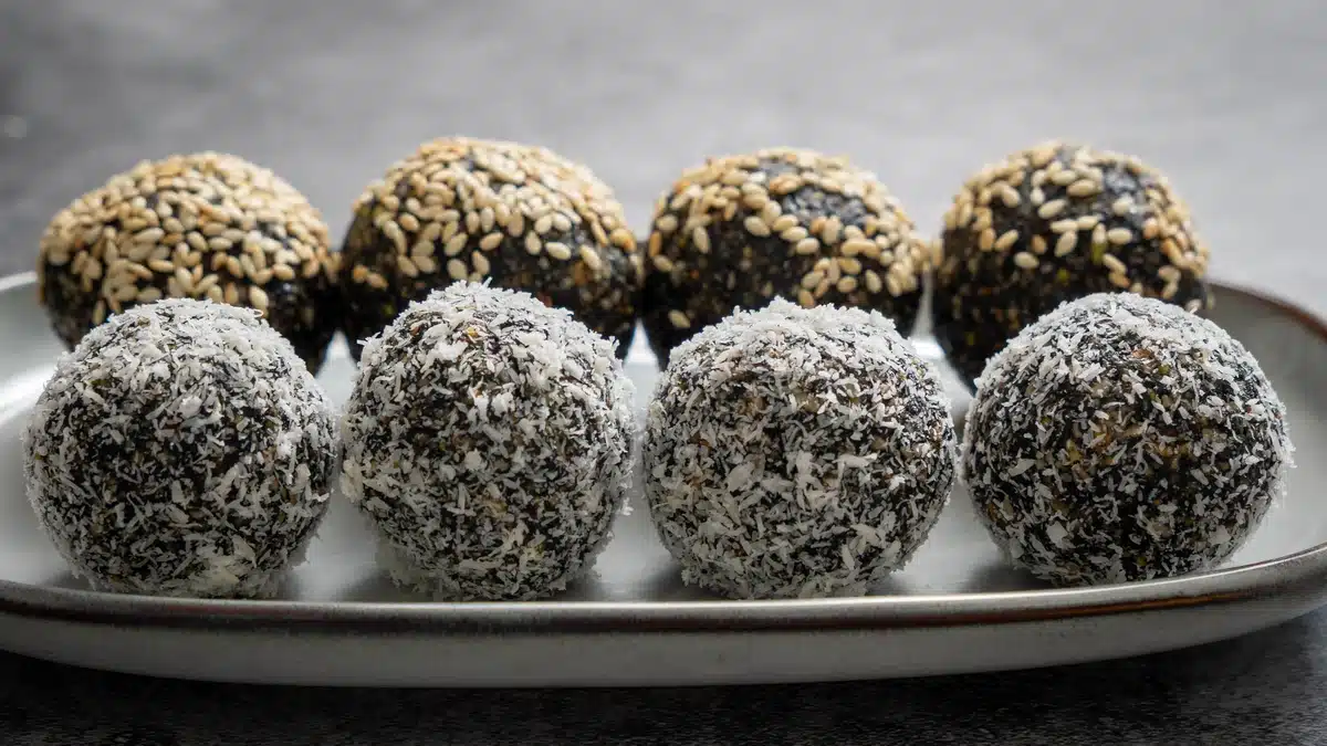 Delicious Black sesame bites