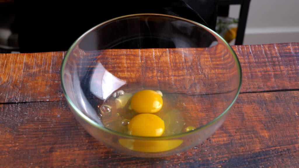 beat eggs in a bowl