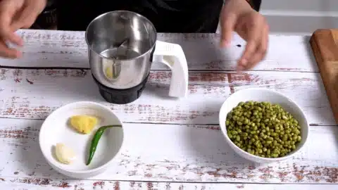 blend lentil with garlic, ginger and chili