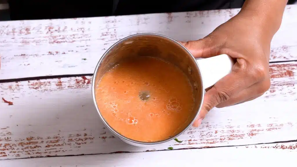 Tomato Roti - Colorful, Flavorful and Healthy make tomato puree in blender