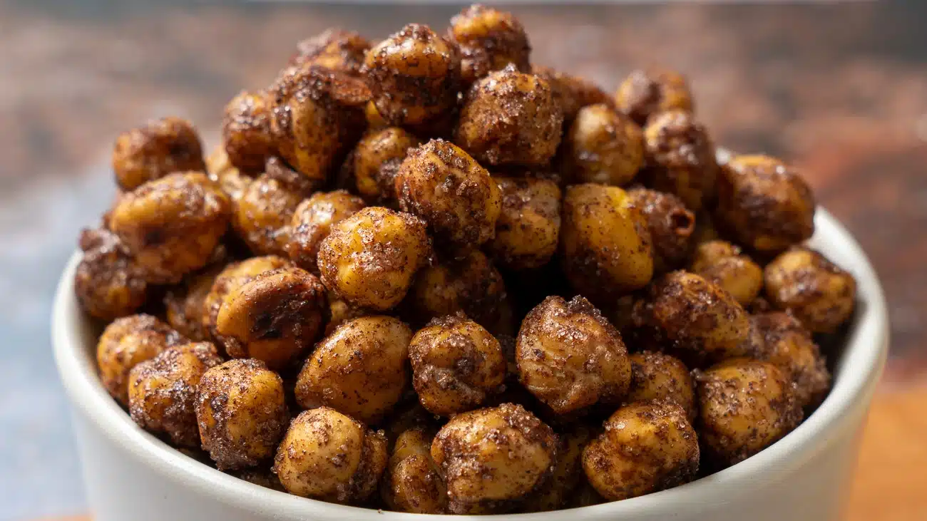 crunchy cinnamon chickpeas