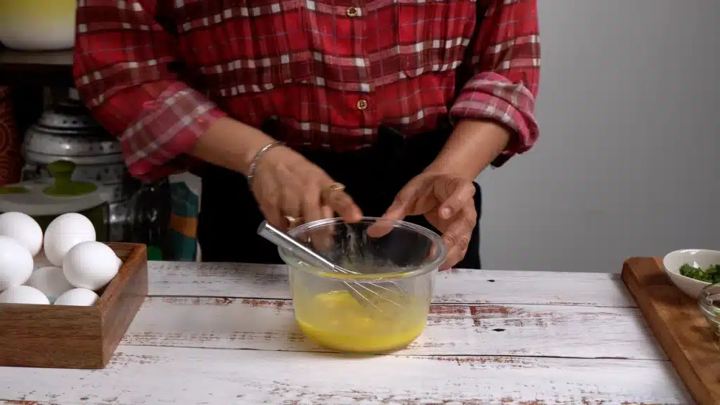 beat 2 eggs with salt and pepper