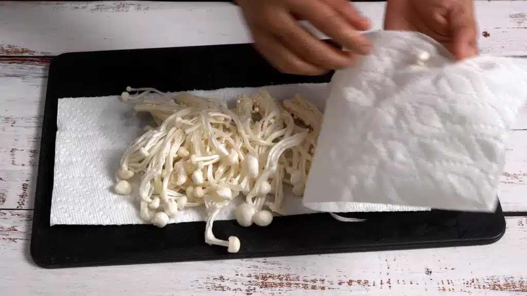 dry washed enoki mushroom