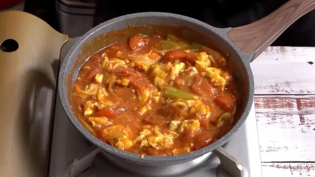 15 Min Dinner : Delicious Tomato Egg fry add scrambled eggs