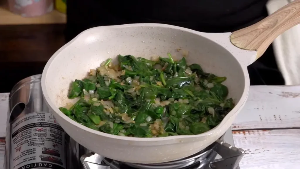 Mediterranean Omelette: 15-Minute Easy Recipe add spinach and cook until it become mushy
