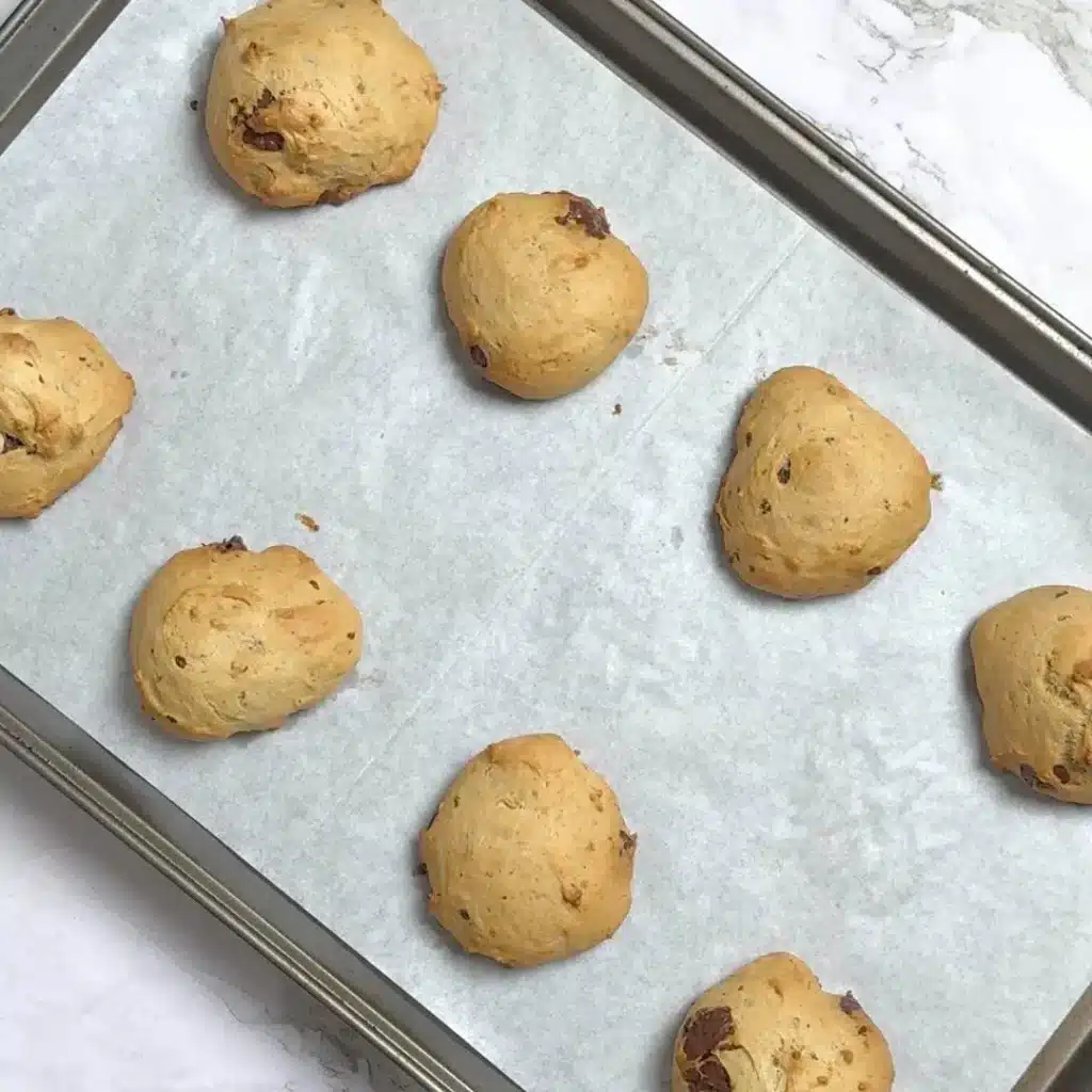 Chocolate Banana Bun: 1 Amazing Recipe You Need To Bake bake in oven