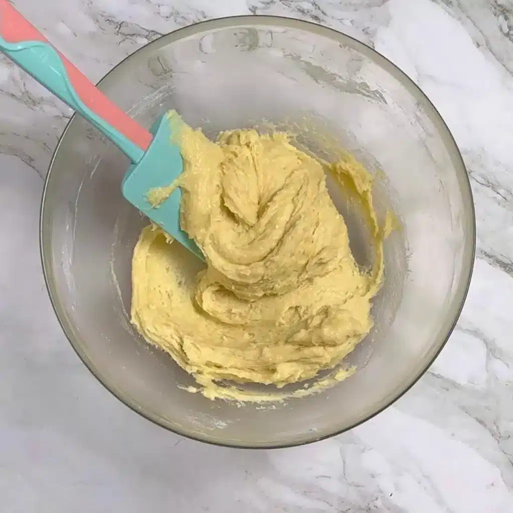 Soft Banana Cookies: so soft and so good add dry ingredients and mix