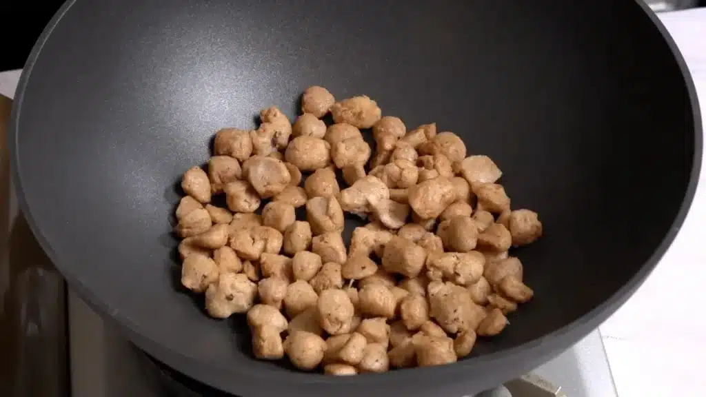 No Meat Thai Glass Noodles: Quick & Delicious 35-Min Recipe in a wok roast soya chunks