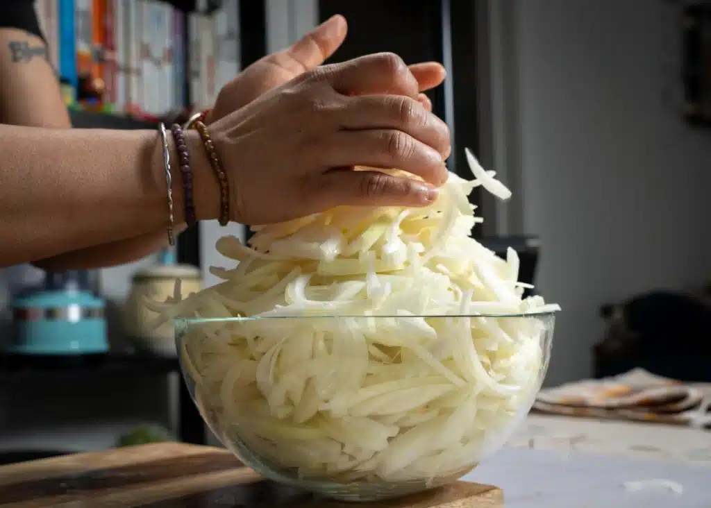 Right Way To Caramelize Onions And Store Them Gather all of your sliced onions into a large mixing bowl.