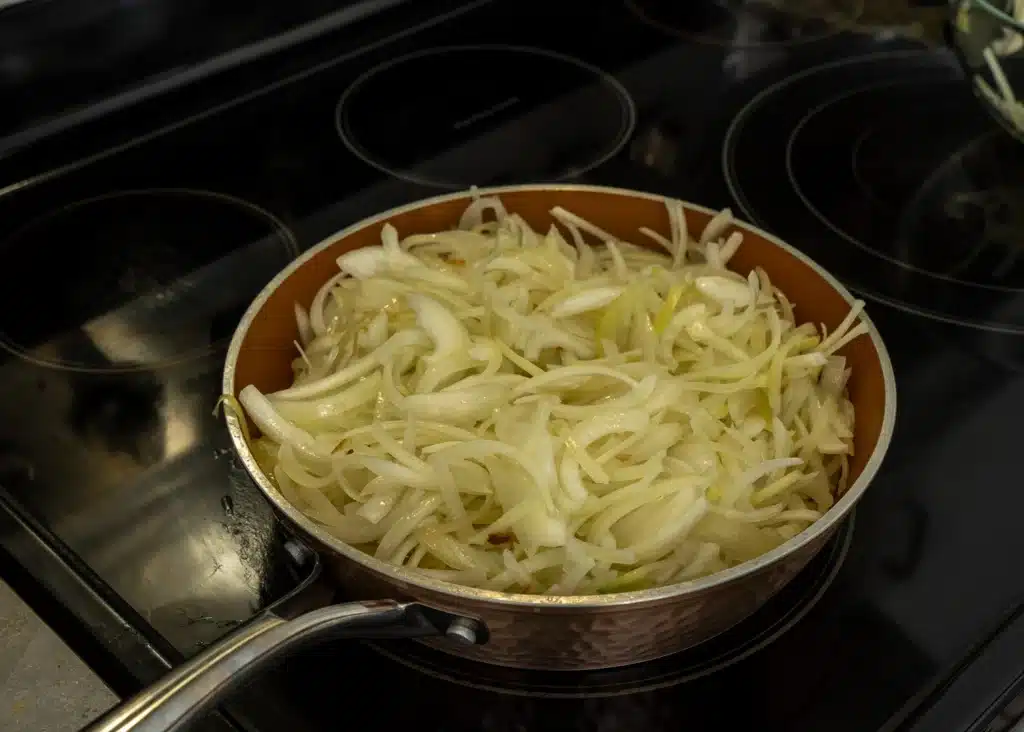 Right Way To Caramelize Onions And Store Them Gather all of your sliced onions into a large mixing bowl.