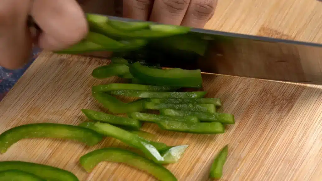 Rice Cake: Easy Sweet and Spicy Homemade Recipe chop vegetables