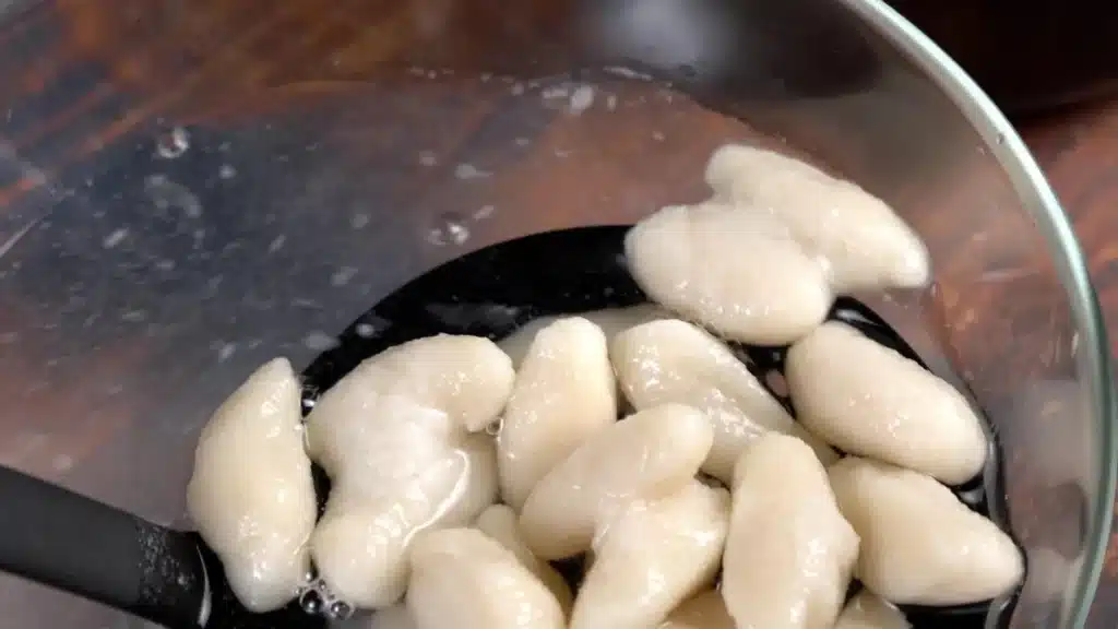 Rice Cake: Easy Sweet and Spicy Homemade Recipe plunge it in cold water 2