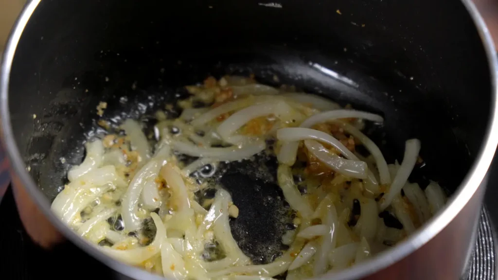 Rice Cake: Easy Sweet and Spicy Homemade Recipe saute chopped onions