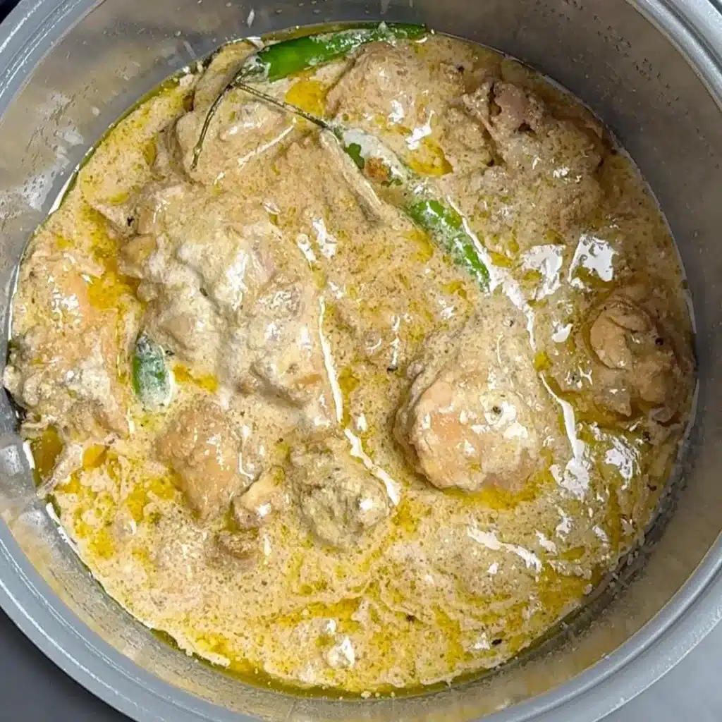 Mango Poppy Chicken: Easy Slow Cooker Recipe add mango powder , poppy seed paste and chilli