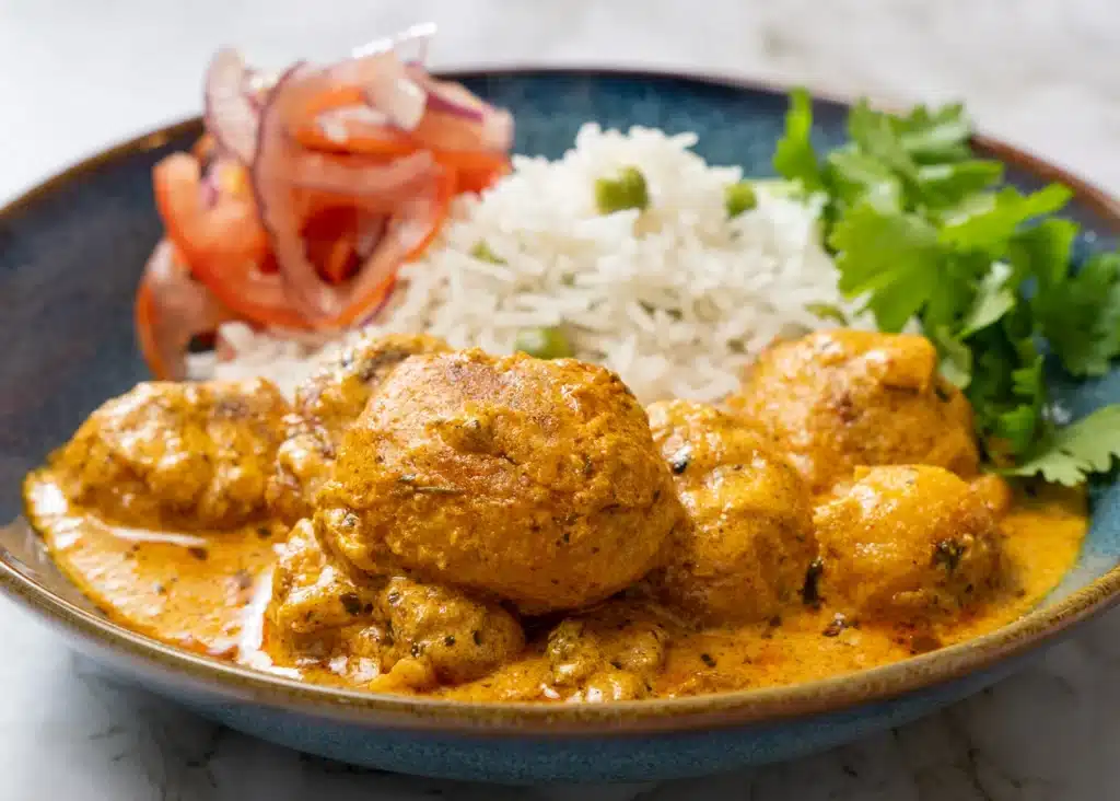 Kashmiri Dum Aloo Recipe: A Rich and Flavourful Indian Curry dum aalu meal
