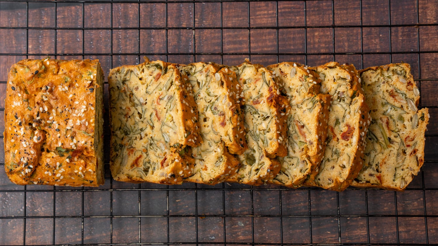 Lentil bread with spainach and seeds