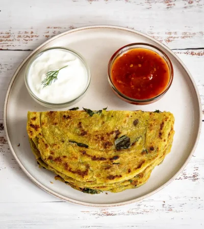 oats and basil flaky roti